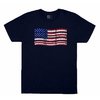 Mostra il tuo orgoglio americano con il T-shirt PMAG®FLAG in cotone! 🇺🇸 Comfort e durata per ogni occasione. Disponibile in Navy e taglia Large.